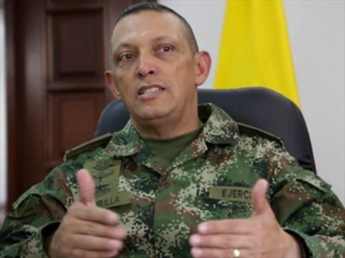 Generales llamados por Fiscalía no cumplían labor administrativa: Ejército