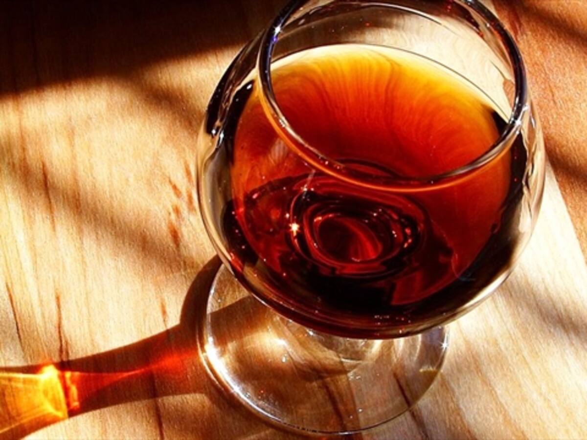 Una copa de alcohol al día reduciría el riesgo de insuficiencia cardiaca