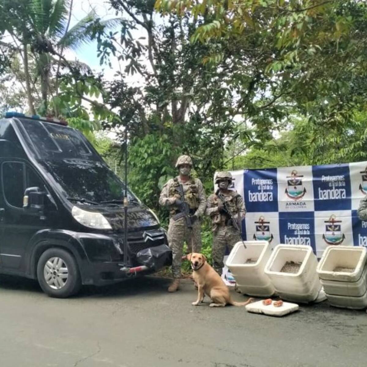 Armada Nacional incautó explosivos camuflados en cajas de pescado