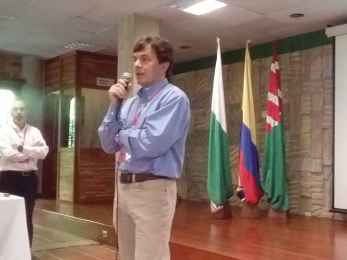 Exportaciones de café las más afectadas con el paro camionero: Roberto Vélez gerente de Fedecafe