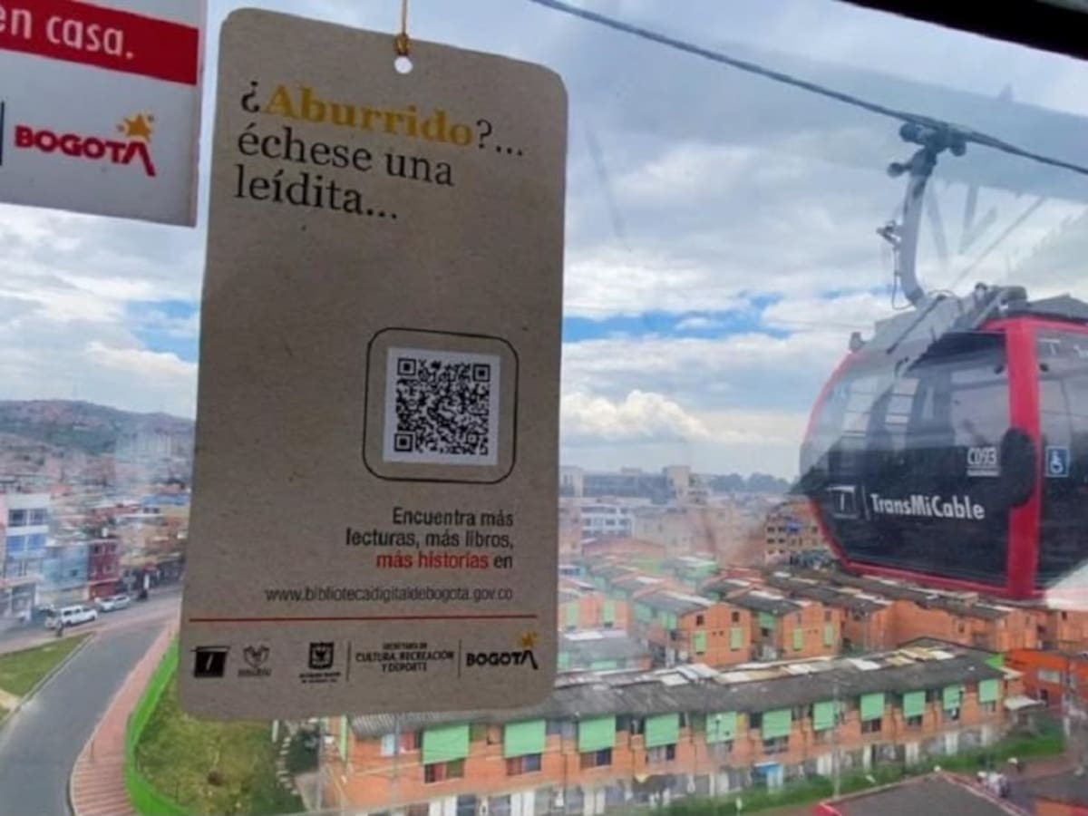 TransMilenio lleva cinco nuevas rutas de lectura a sus buses y estaciones