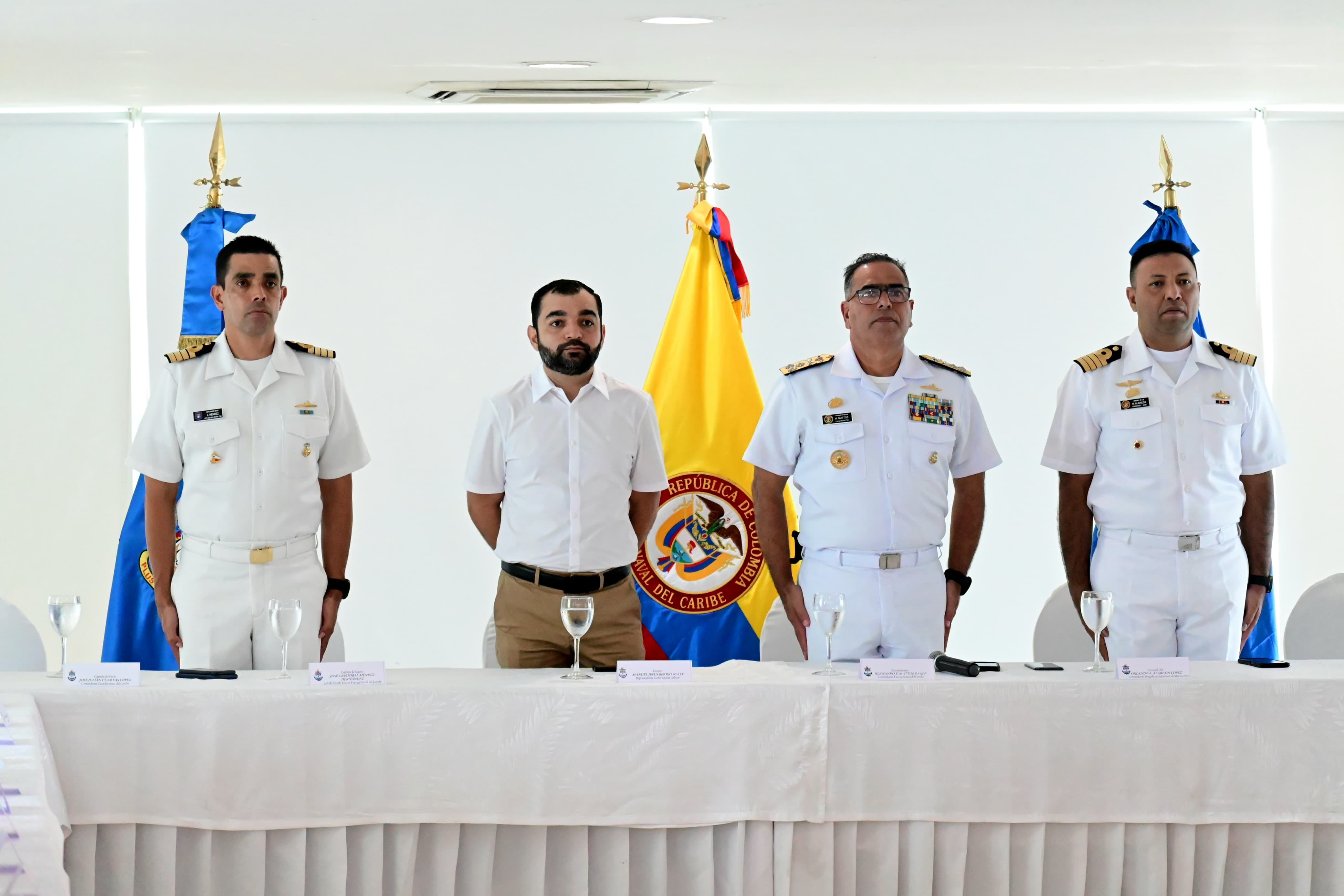 Armada de Colombia lideró foro de autoridades regionales y locales
