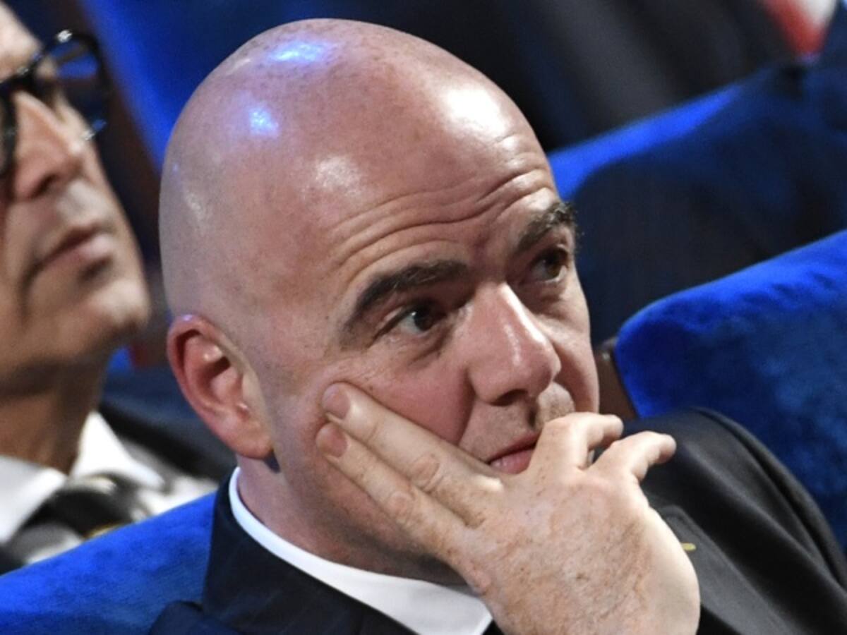Infantino considera "muy positiva" la incursión del VAR en el fútbol