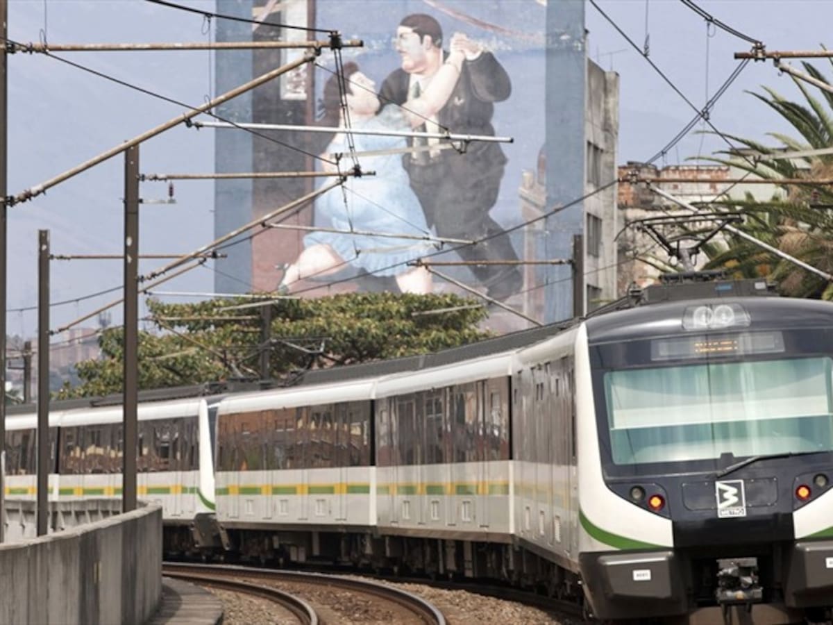 El Metro de Medellín anunció la restauración de 10 obras de arte