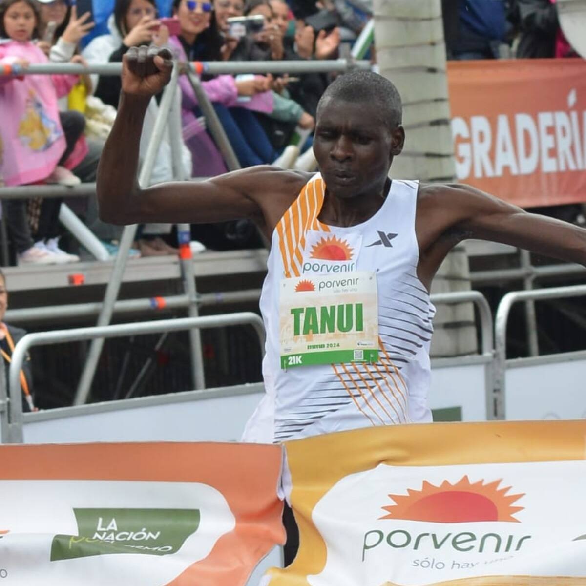 Atletas keniatas dominan la Media Maratón de Bogotá 2024