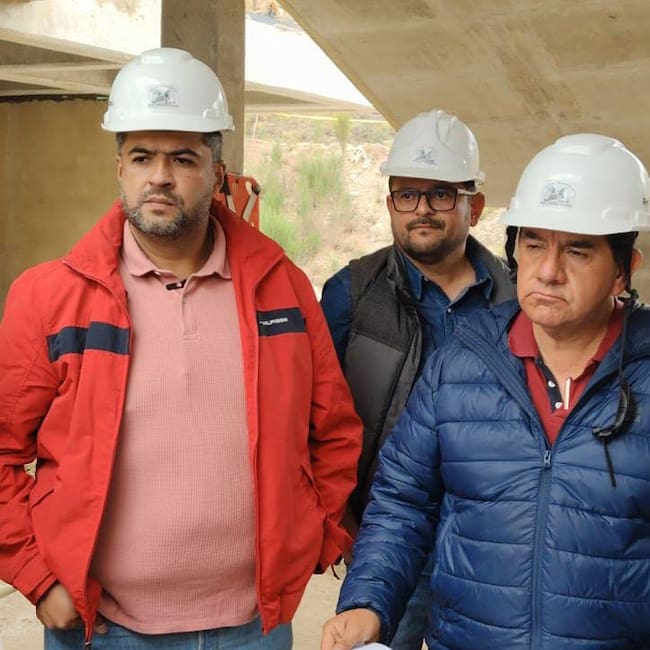 El nuevo director general del SENA, Ricardo Ernesto Torres estuvo visitando la sede de la institución que se construye en el barrio El Curuba de Tunja / Foto: Prensa Alcaldía de Tunja.
