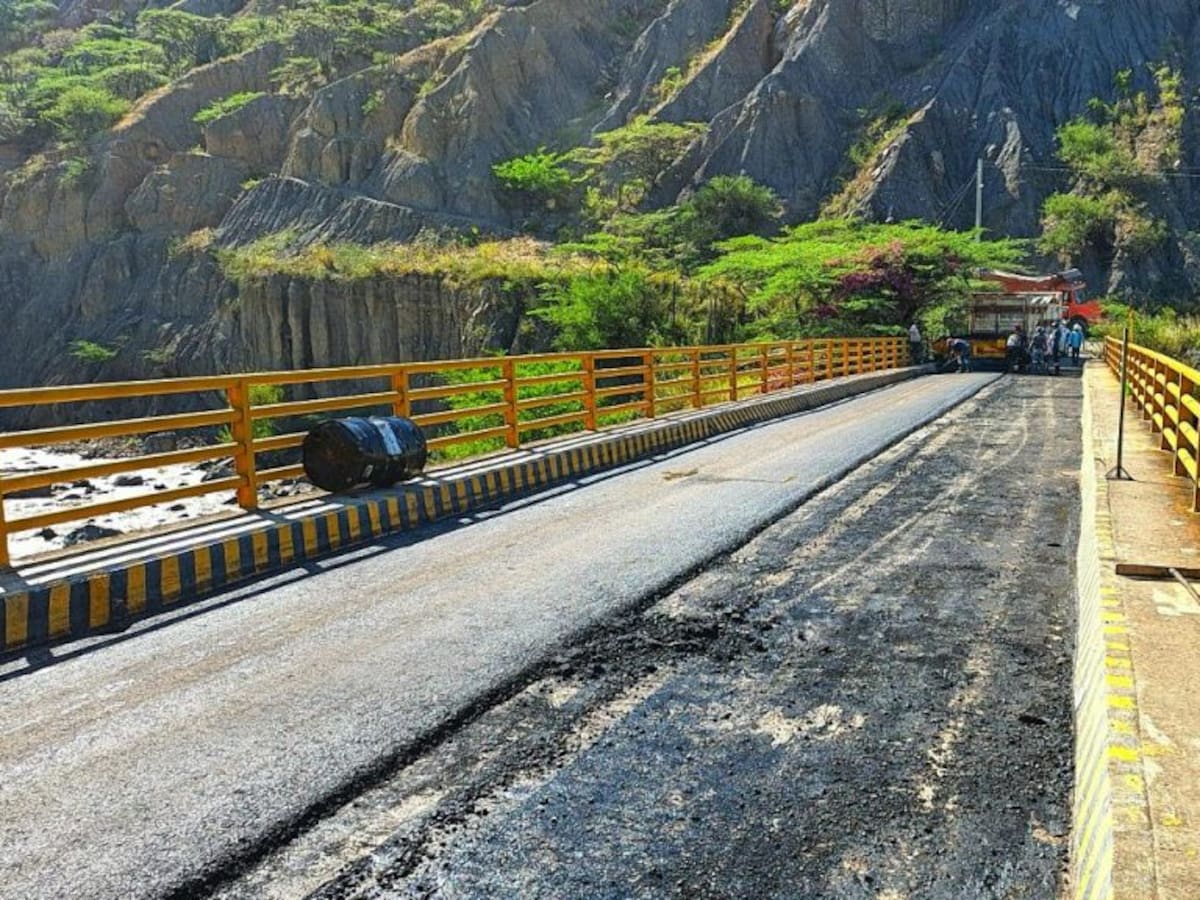 Puente Pinzón, en el norte de Boyacá, seguirá cerrado por lo menos hasta mediados de mayo