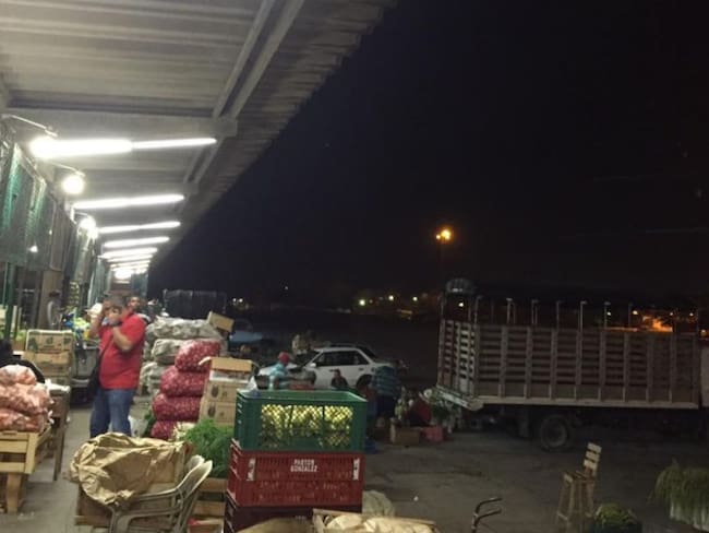 Granabastos reporta retraso en ingreso de camiones por deslizamiento en Rosas, Cauca