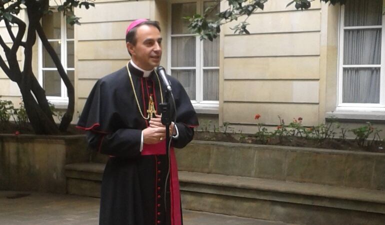 Monseñor Ettore Balestrero.