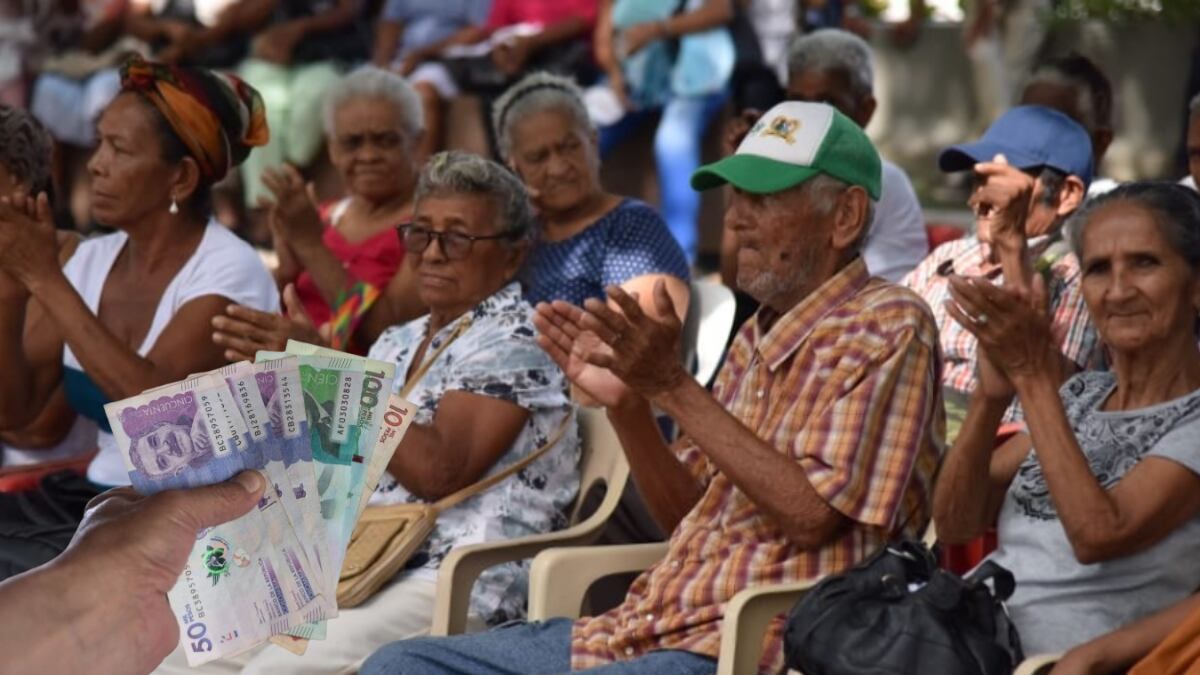 Pago de Colombia mayor en Bolívar (créditos: Colombia Mayor y GettyImages)
