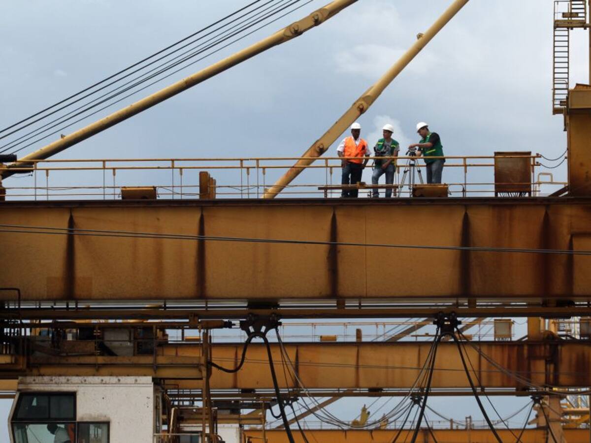 Con una caída del 6.8%, economía colombiana se desplomó en 2020