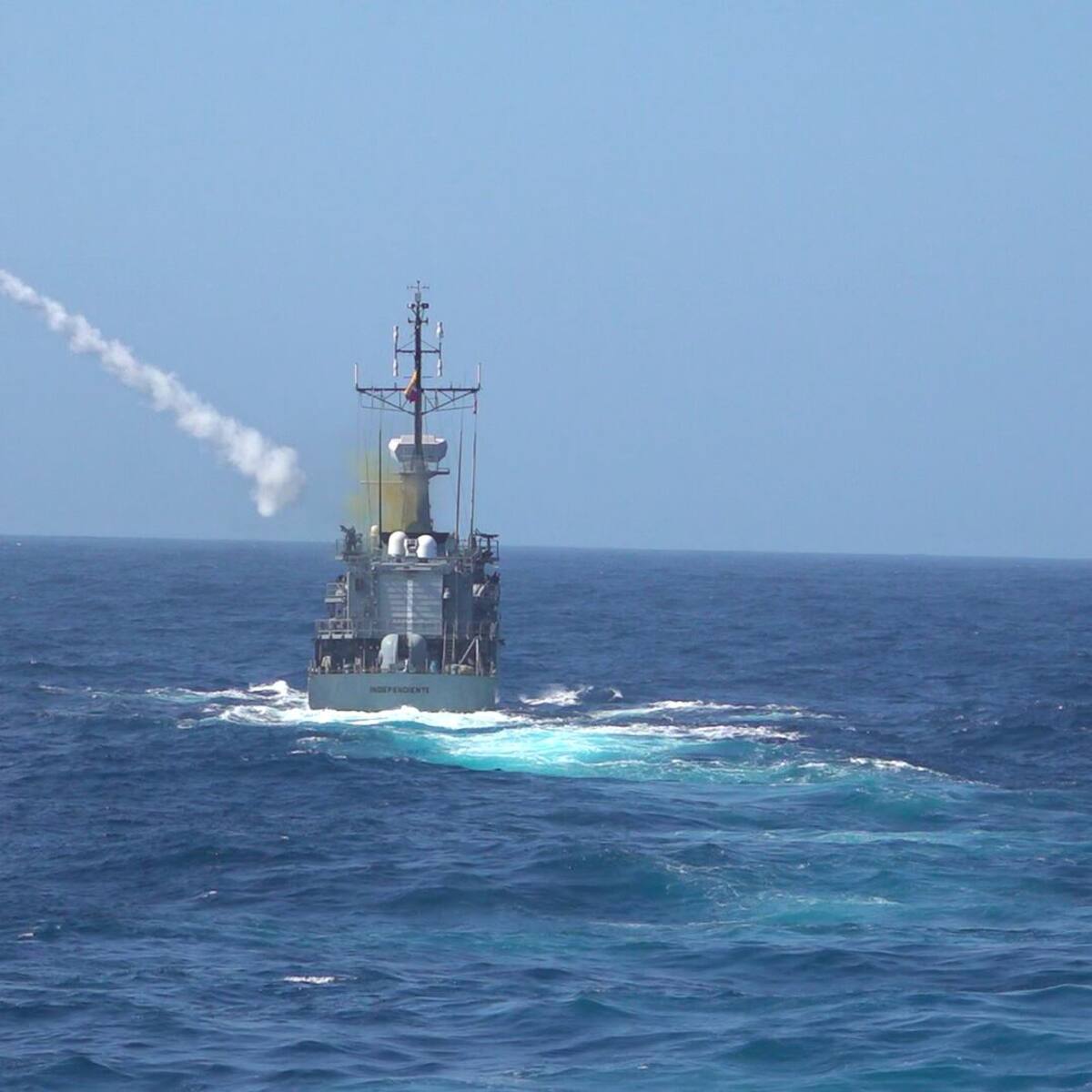 Estados Unidos lanza ataques en el sur de Irán “en defensa propia”