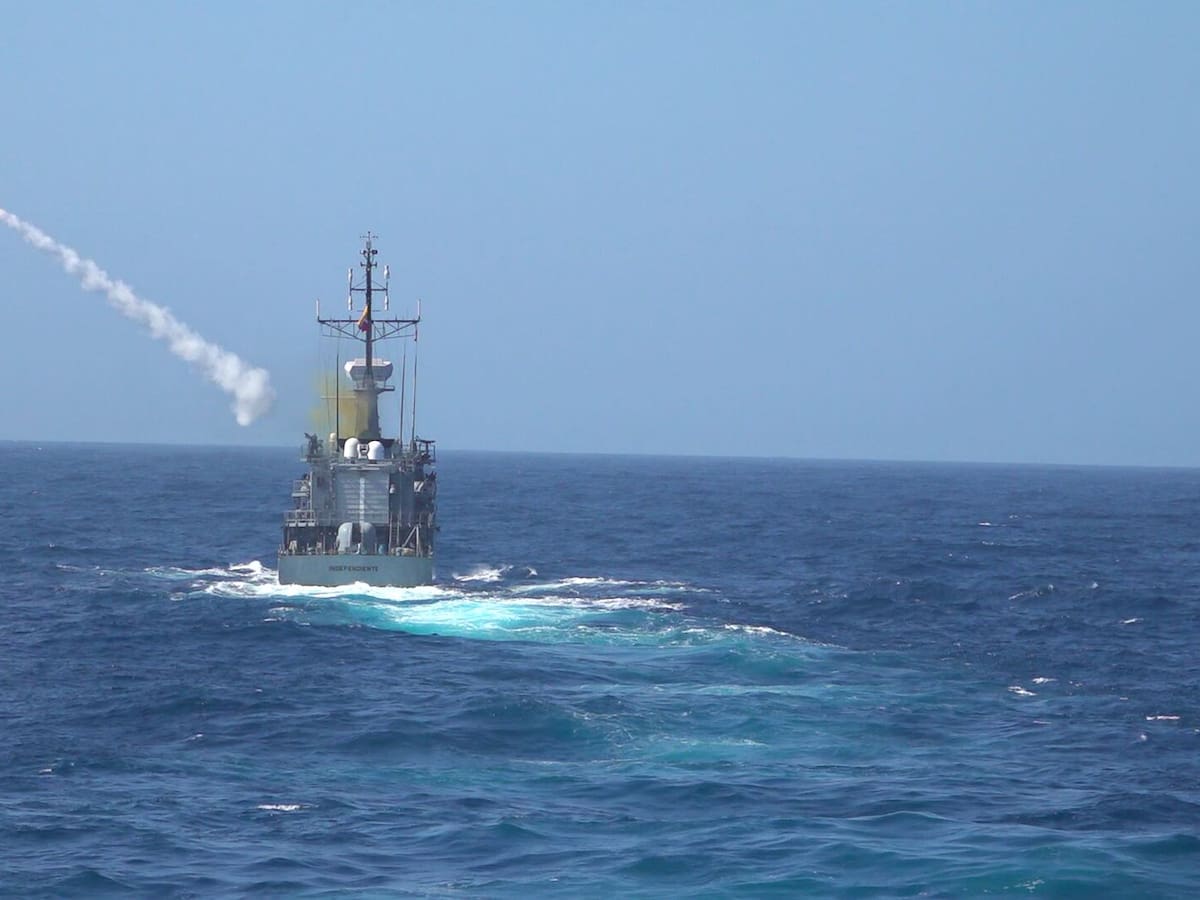 EE.UU. cumple un mes de bloqueo naval a Irán con 67 buques desviados y cuatro inmovilizados