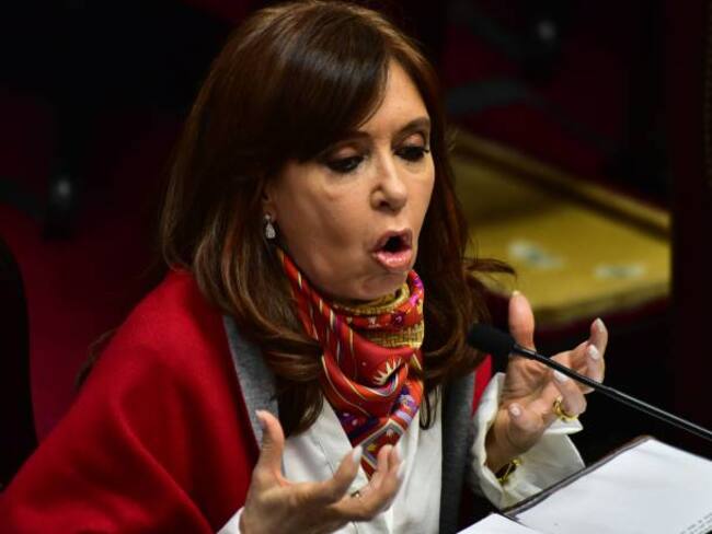 Avanza allanamiento a propiedades de Cristina Fernández