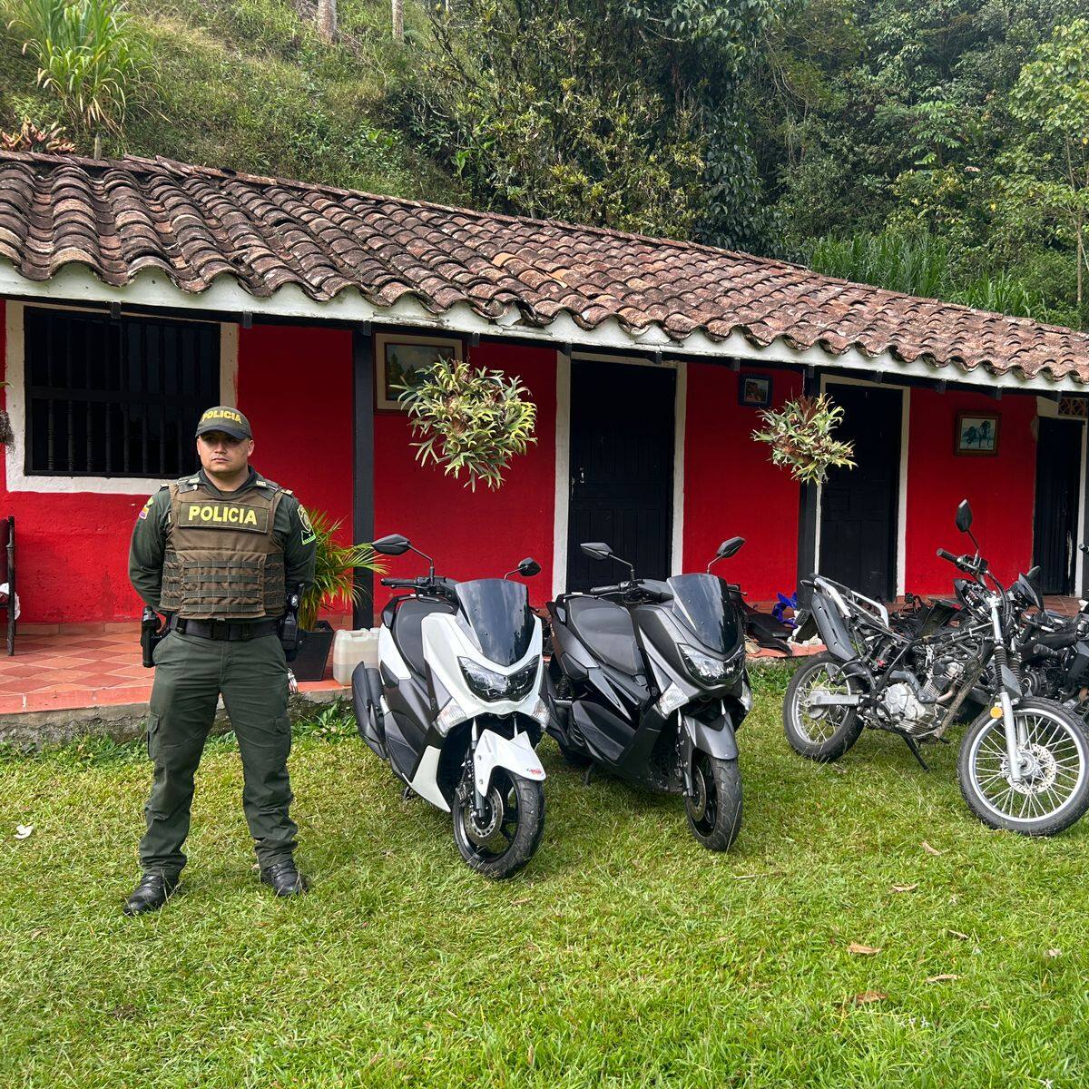 La policía estaba rastreando una moto robada y hallaron otras cinco en Barbosa