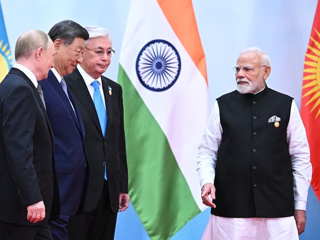 De izquierda a derecha: el presidente ruso, Vladimir Putin, el presidente de China, Xi Jinping, el presidente de Kazajistán, Kassym-Jomart Tokayev y el primer ministro de India, Narendra Modi.
(Foto: Kremlin Press Service/Anadolu via Getty Images)