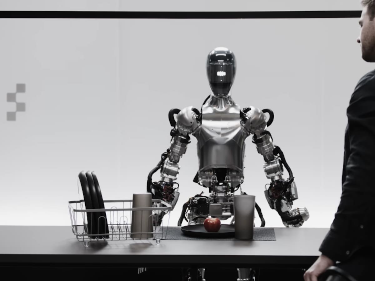 ChatGPT de OpenAI ahora tiene cuerpo humanoide: el robot habla y razona mientras trabaja