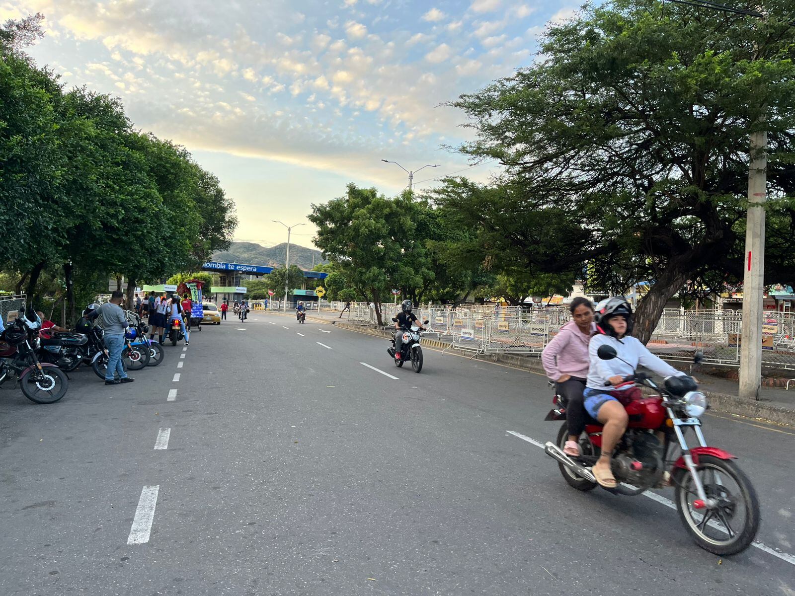 Con normalidad se encuentra el flujo vehicular en la frontera colombo-venezolana. / Foto: Caracol Radio.