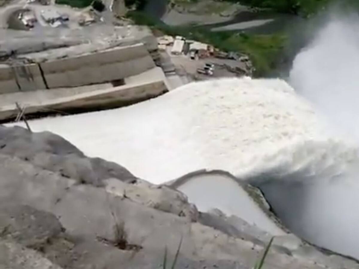 Preocupación cerca a Hidroituango por aumento en caudal del Cauca