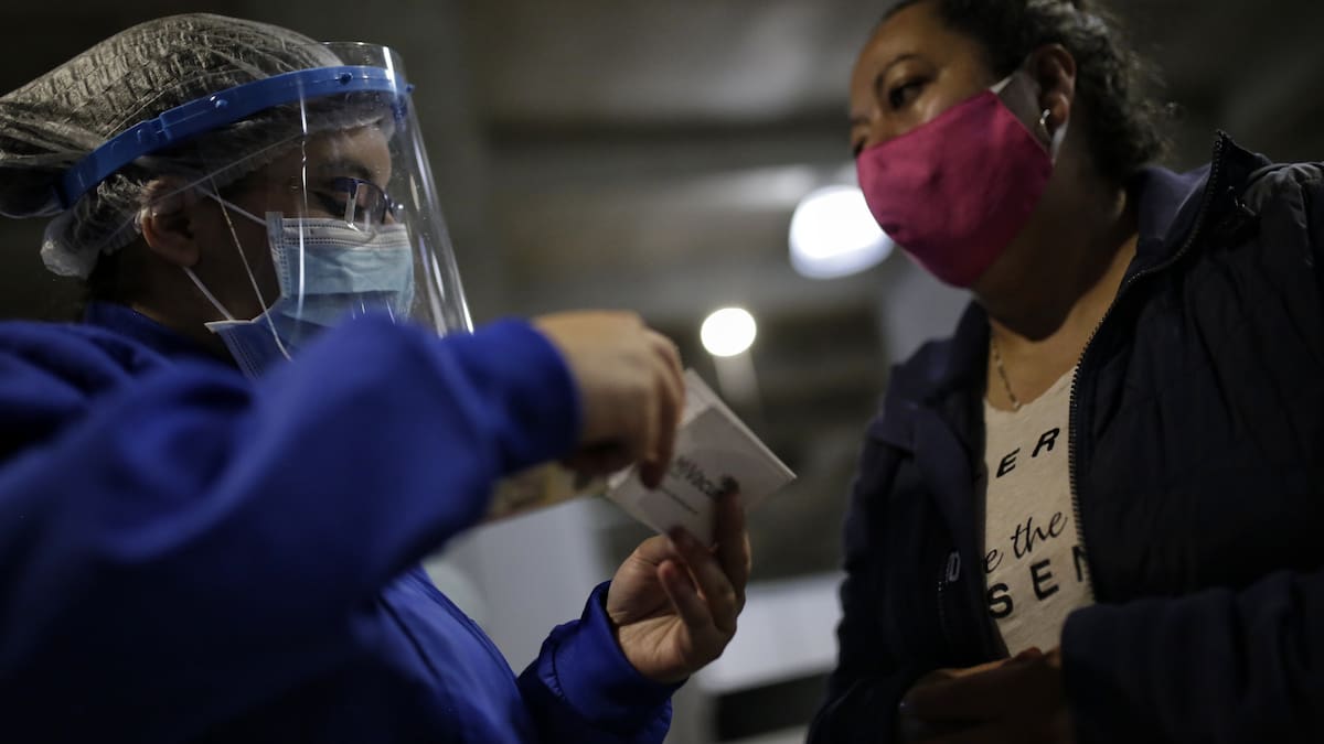 Variante JN.1 del COVID-19 genera incremento de casos en Colombia: lo que hay que saber