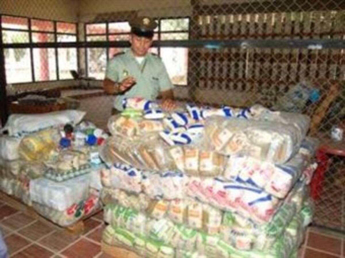 Gobierno y empresarios buscan solución a creciente contrabando de alimentos
