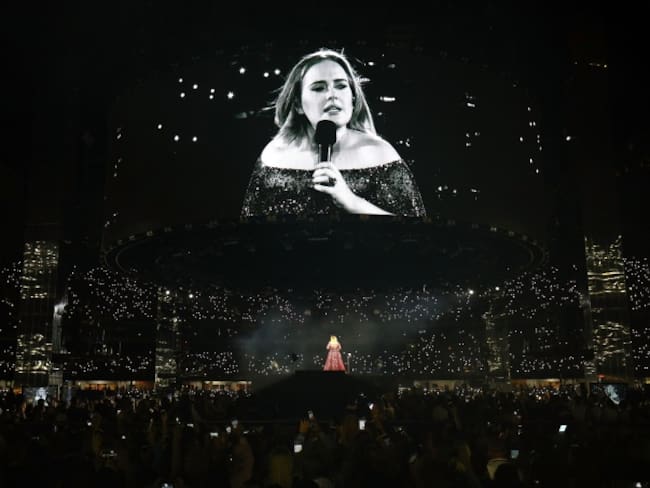 ¡Adele se convirtió en la celebridad joven más rica del Reino Unido!