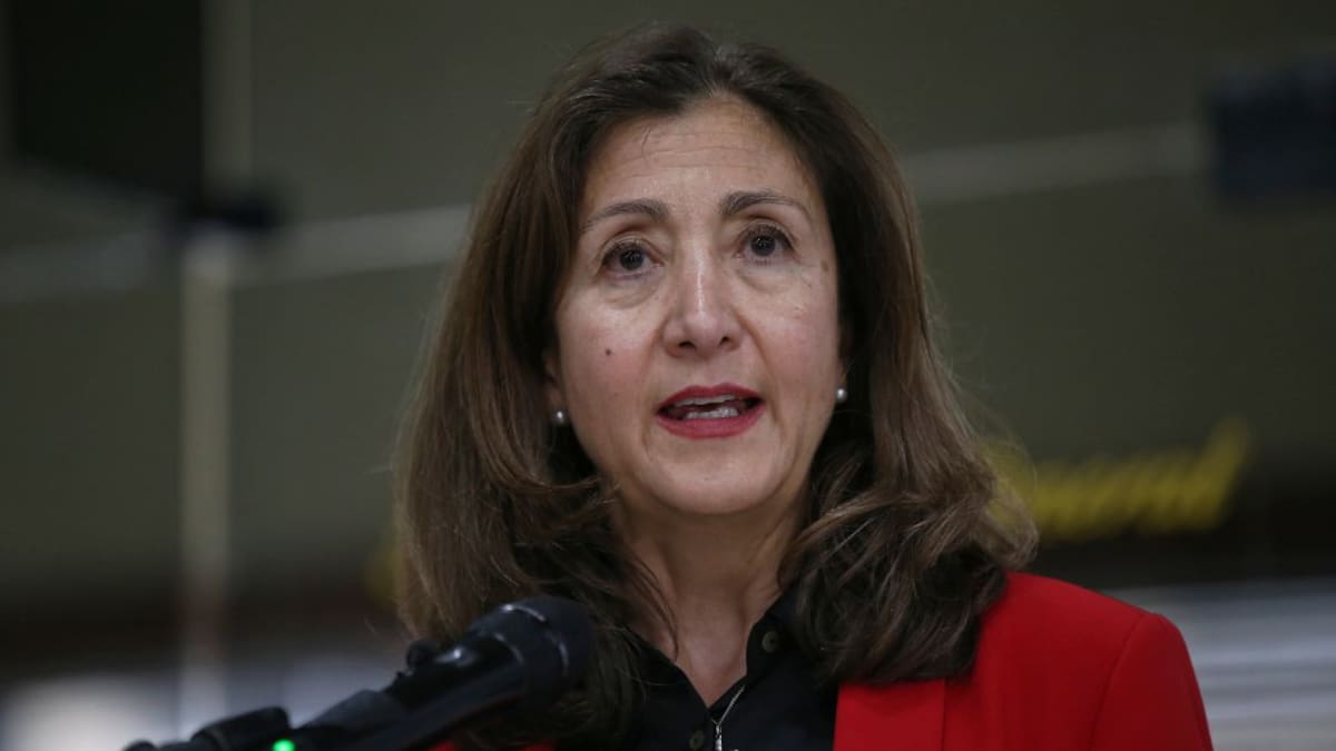 Ingrid Betancourt anuncia que hará oposición a gobierno de Gustavo Petro
