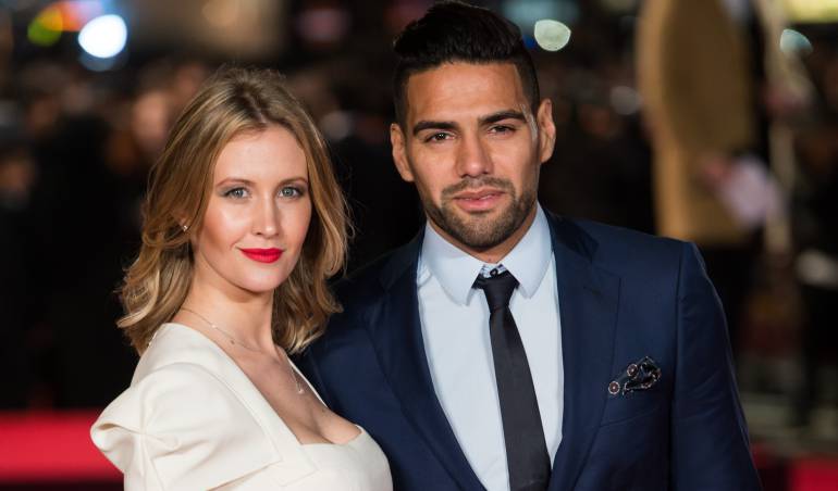 Falcao y Lorelei Taron.