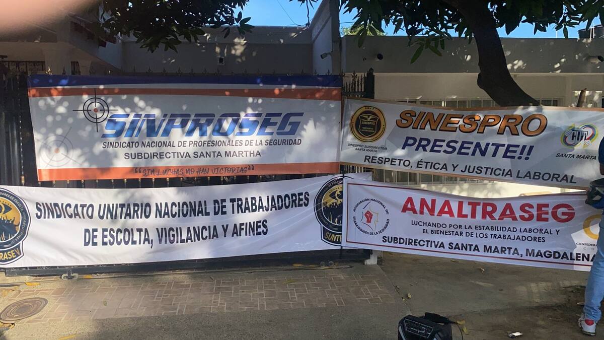 Despiden a 27 escoltas de Santa Marta y como protesta cierran la sede de la UNP