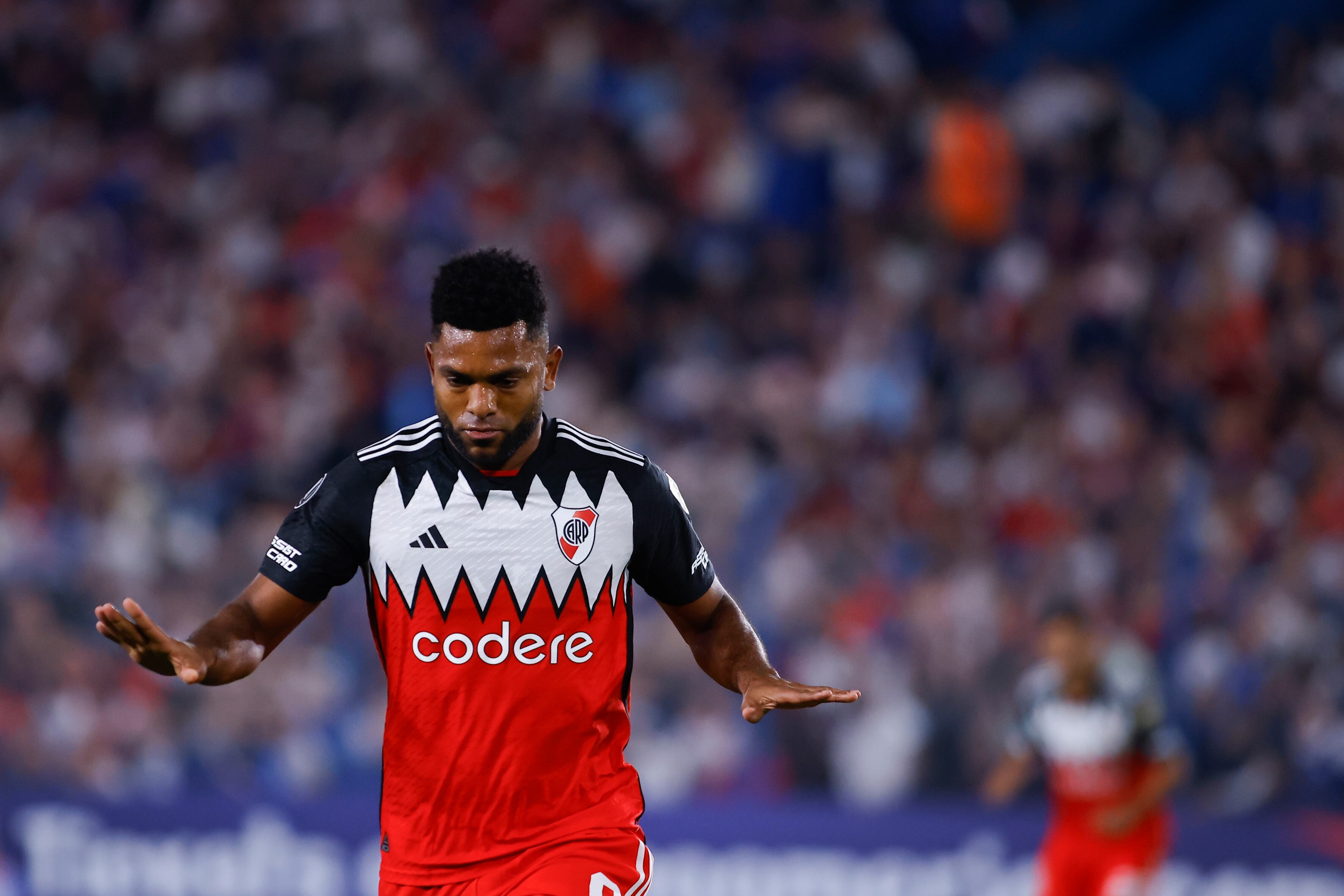 Miguel Ángel Borja festeja su anotación ante Nacional de Montevideo. (Photo by Ernesto Ryan/Getty Images)