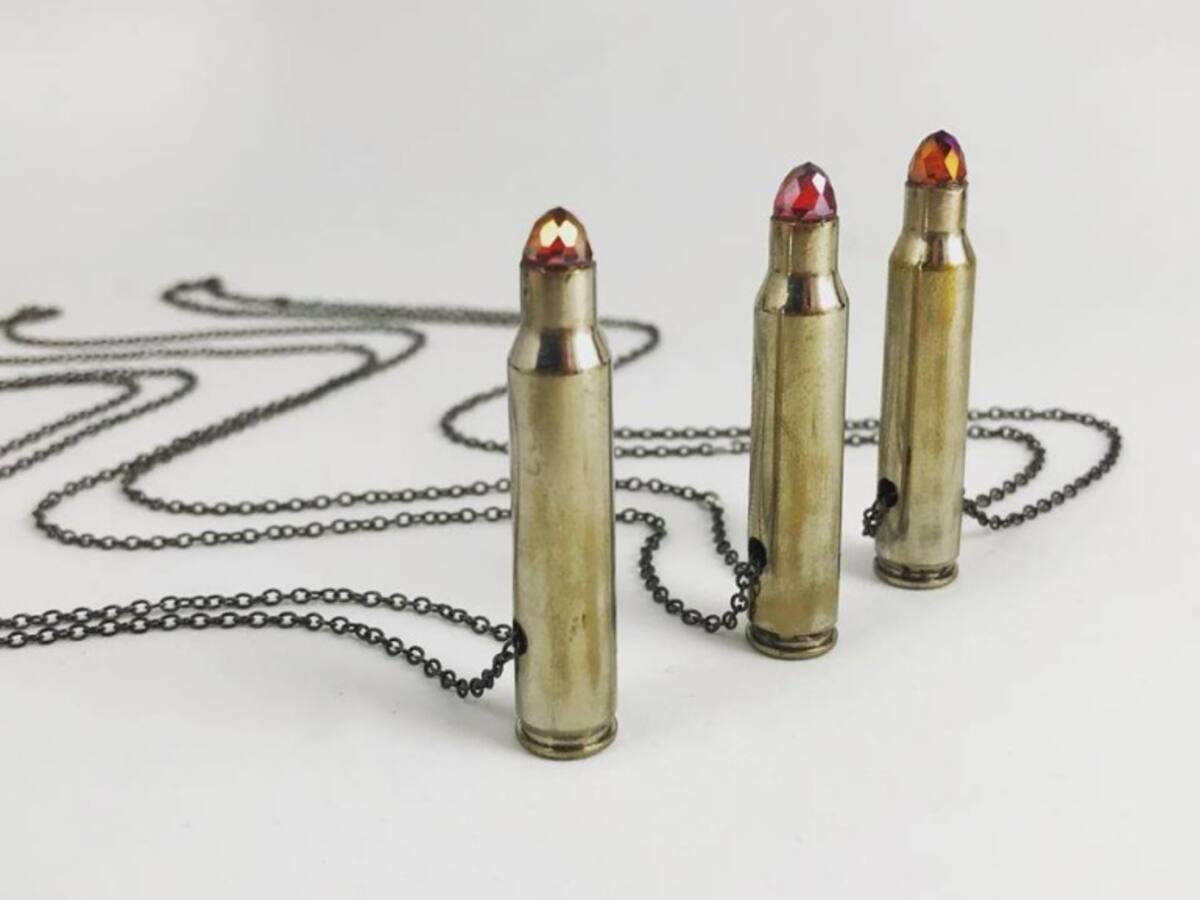 De la bala a la joya