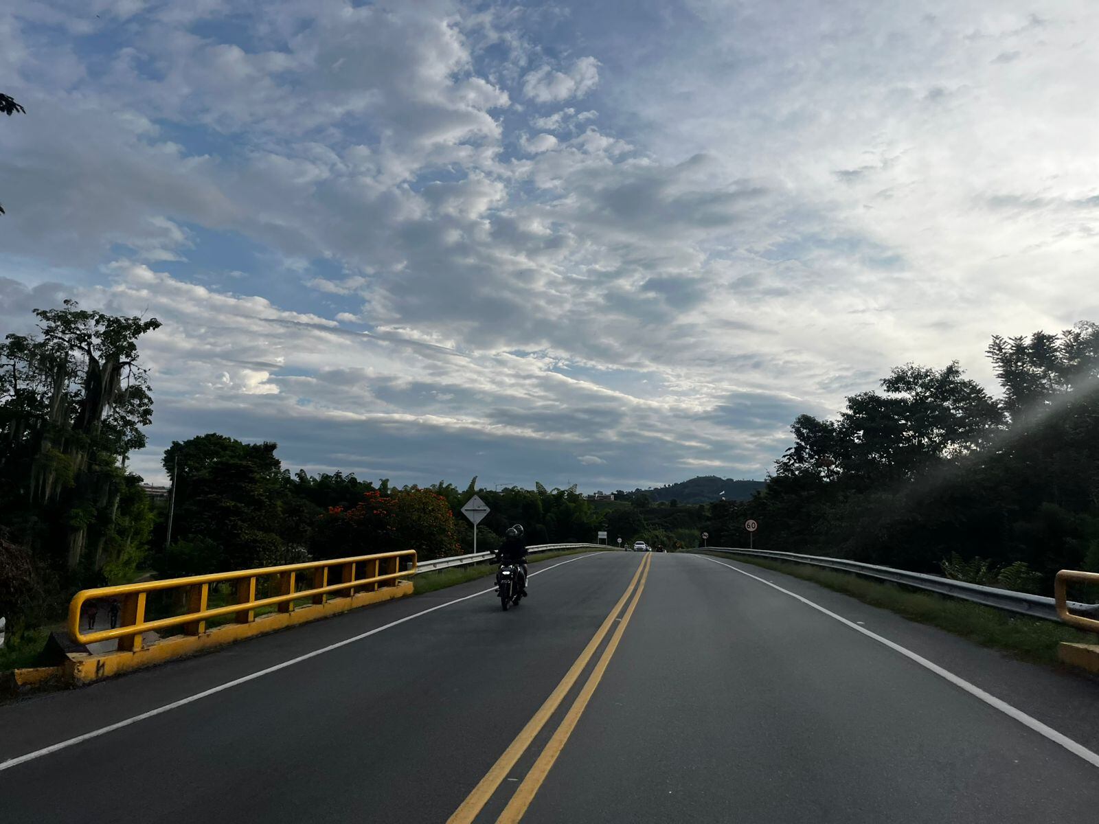Tramo de la Autopista del Café de Chinchiná en Caldas - Foto: Caracol Radio
