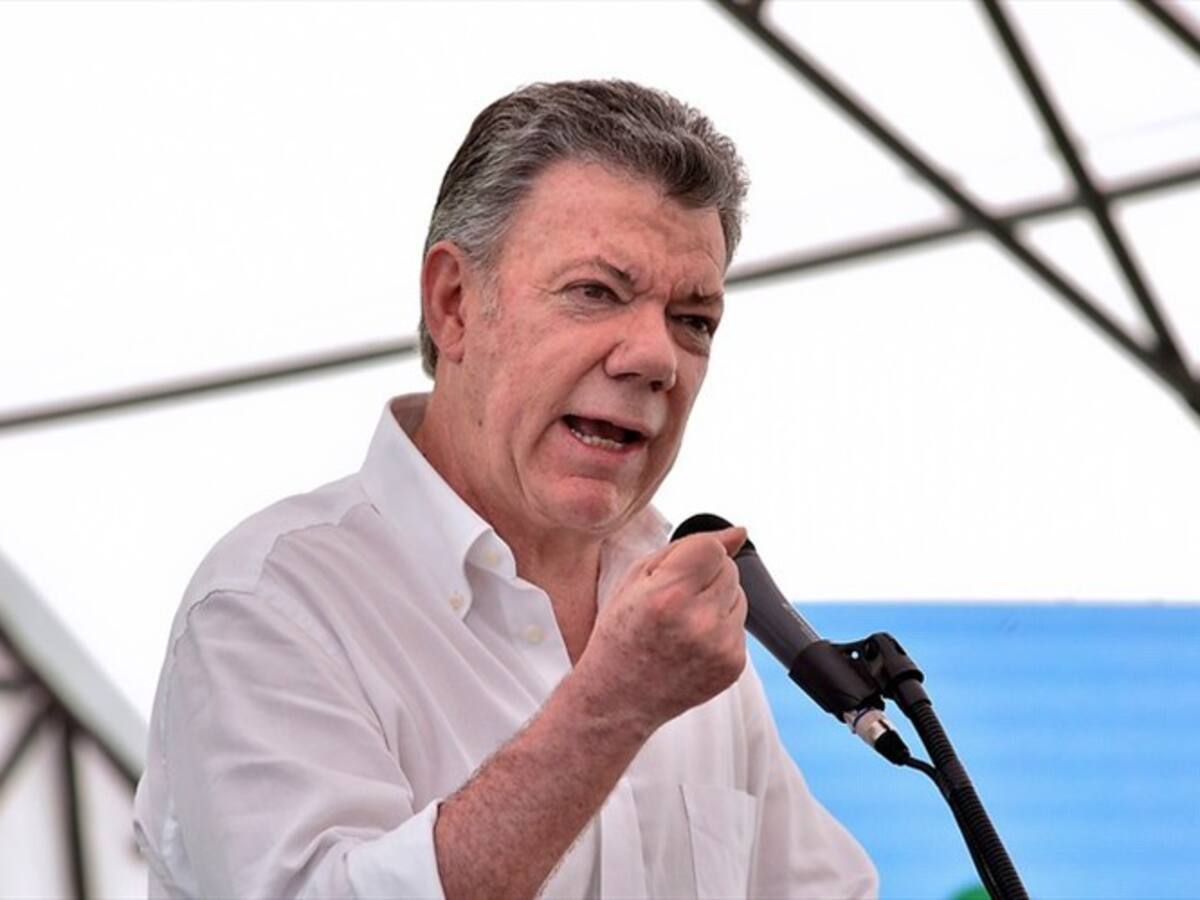 Santos entregó la remodelación del aeropuerto de Ibagué