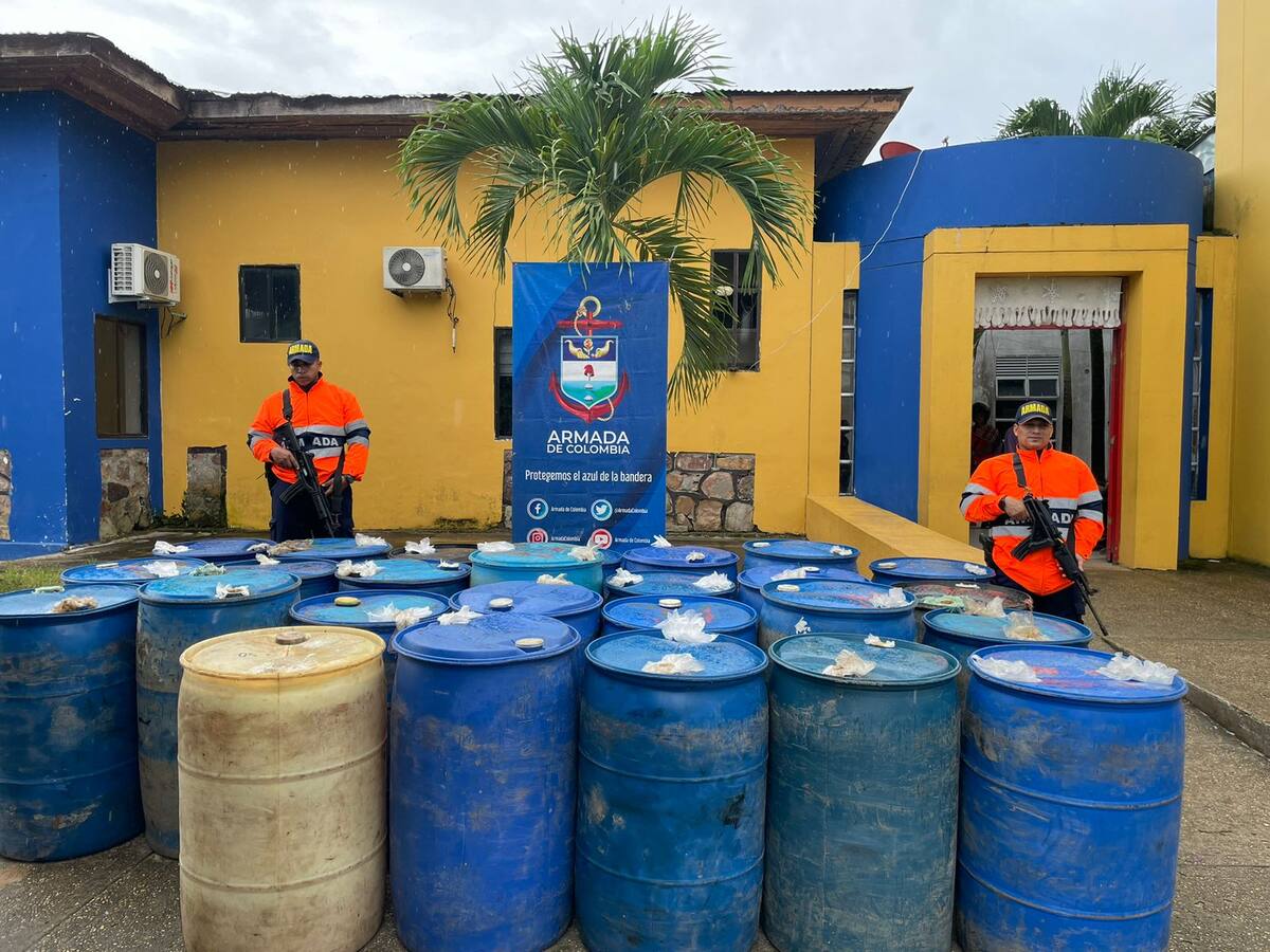 Incautan más de 1.500 galones de combustible de contrabando en el río Amazona