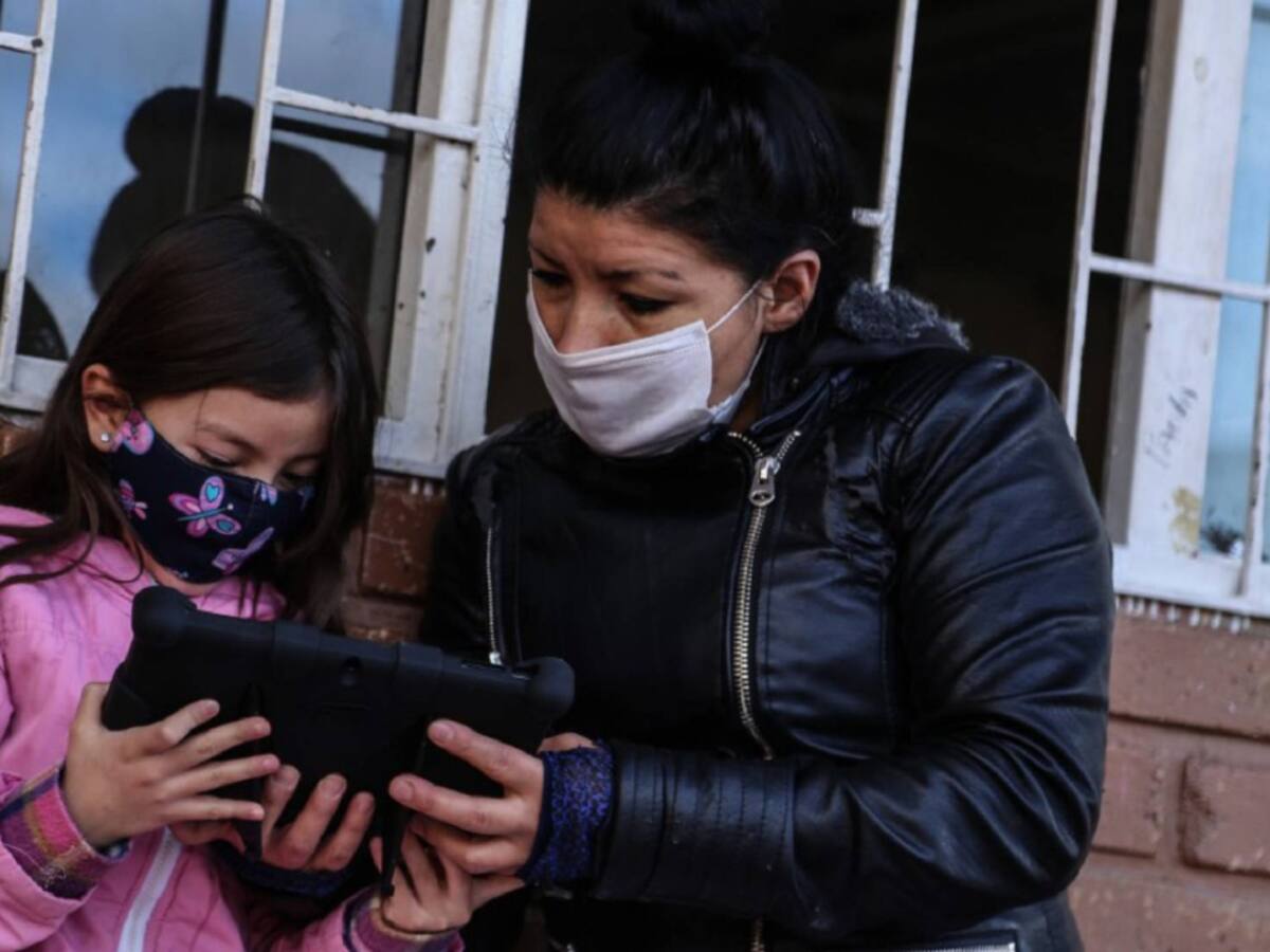 ConfenalPadres: 950 mil estudiantes habrían perdido el año en el país