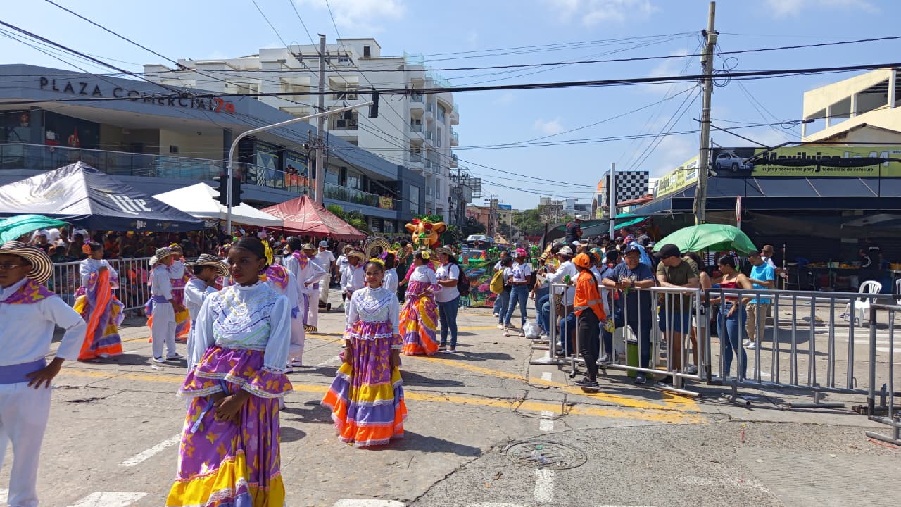 Carnaval de la Carrera 44. Foto: Caracol Radio