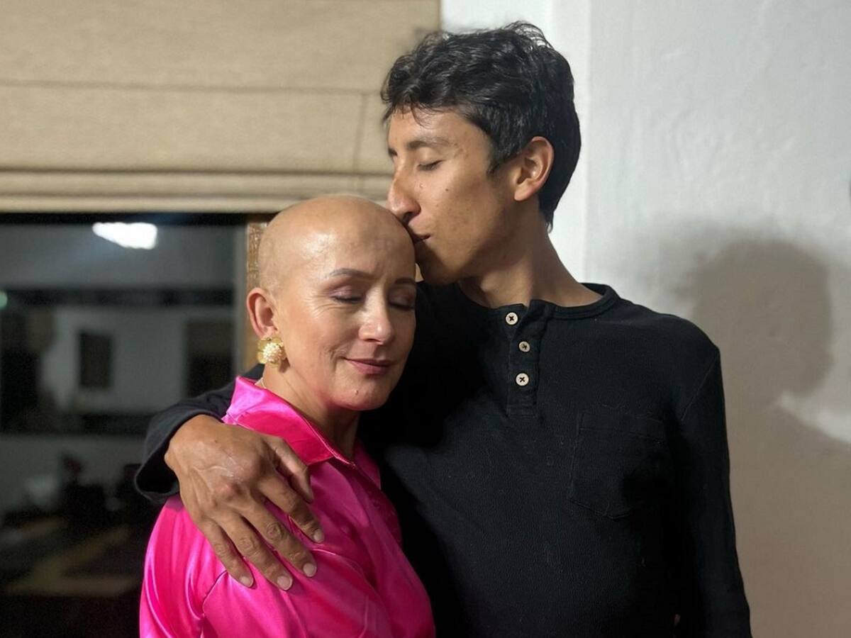 “Puedo decir que superé el cáncer”: mamá de Egan Bernal
