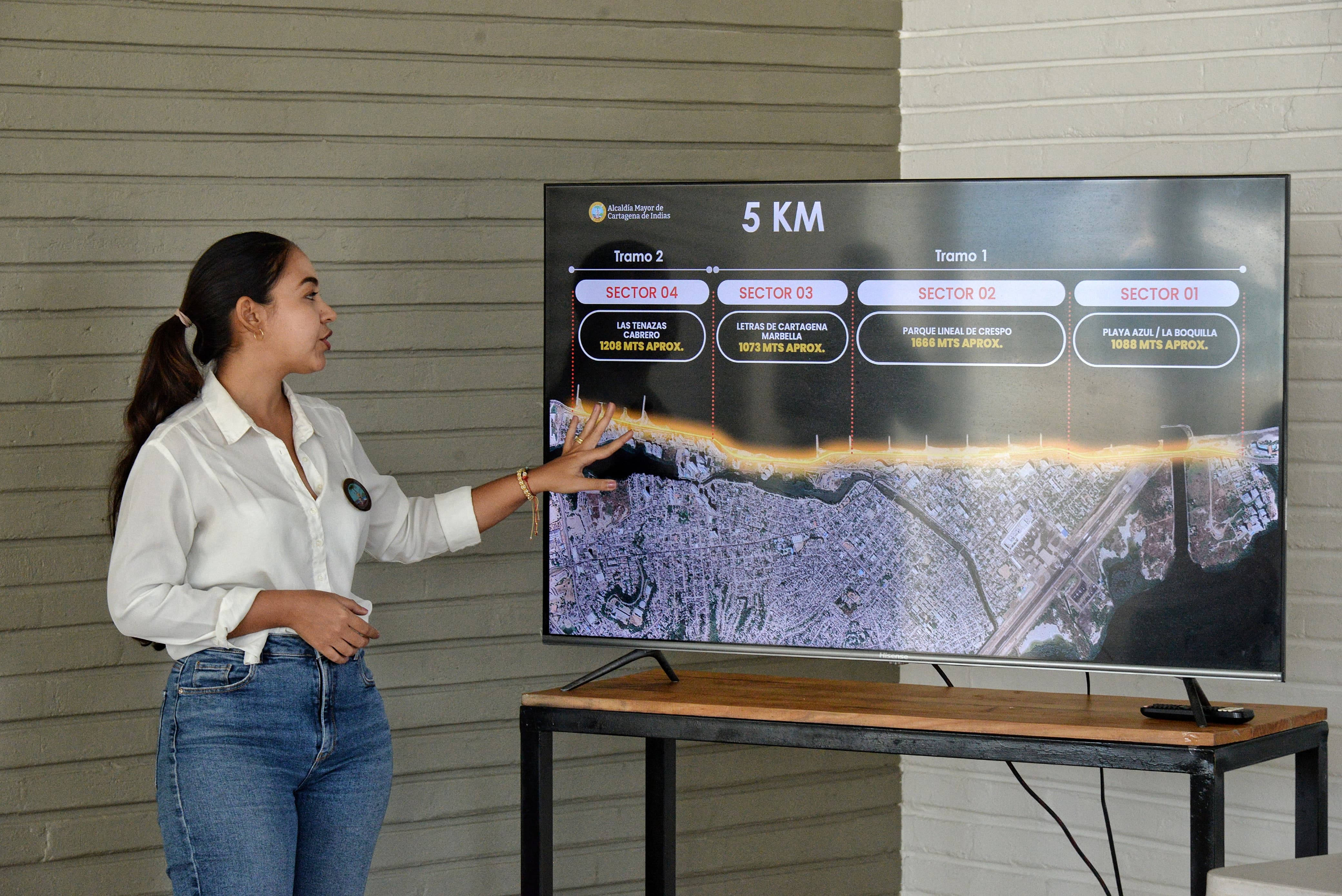 Socializan detalles del megaproyecto Malecón del Mar con comunidad de Marbella