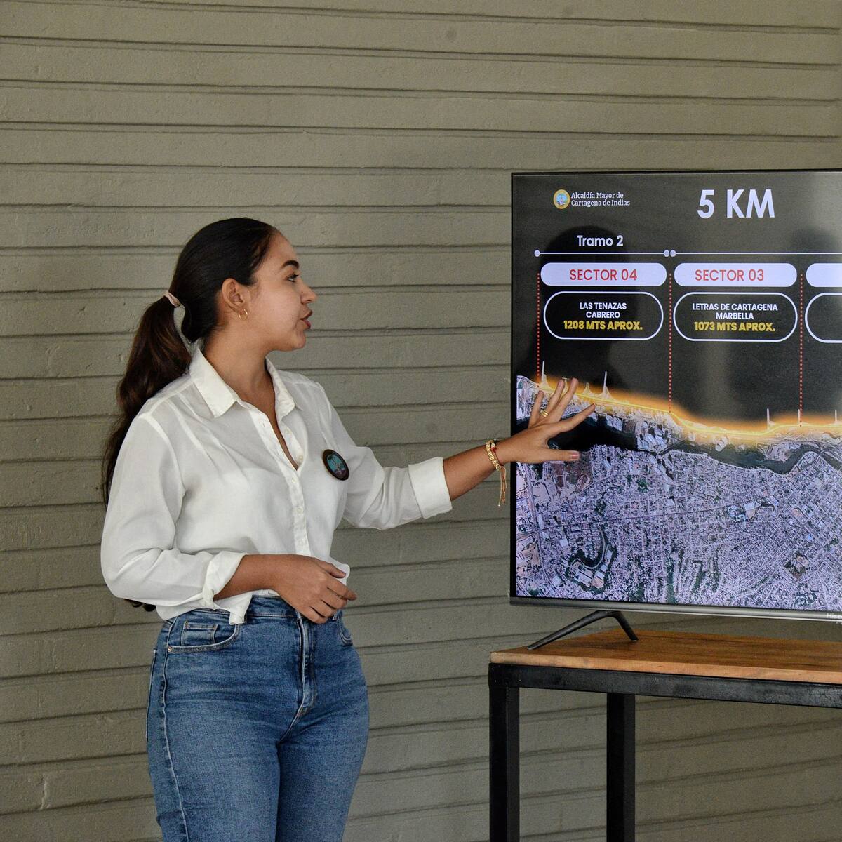 Socializan detalles del megaproyecto Malecón del Mar con comunidad de Marbella