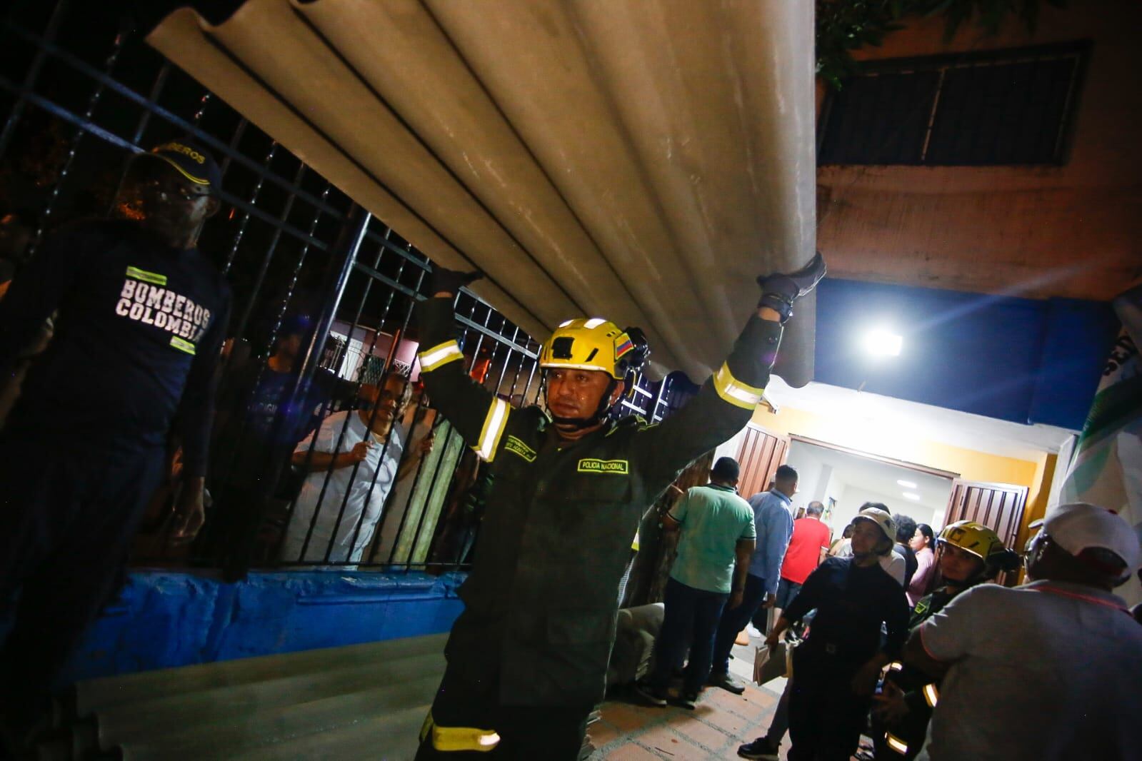 Entrega de ayudas a damnificados por el tornado registrado este sábado 30 de agosto en Soledad, Atlántico