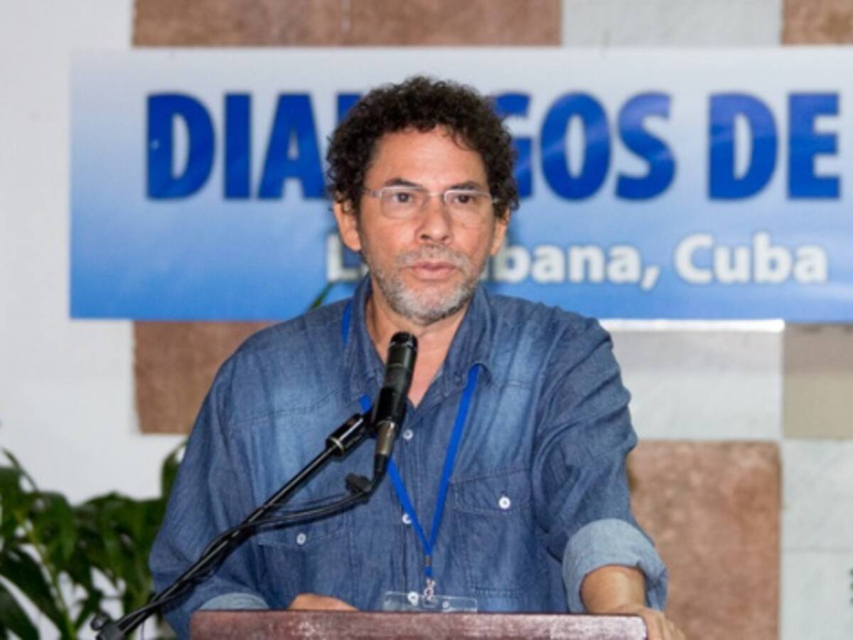 No se puede permitir que hagan campaña para el 2018 con los acuerdos: Pastor Alape