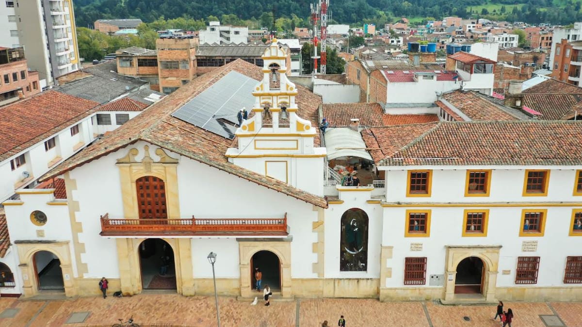 En Boyacá está la primera parroquia con energía solar en el país