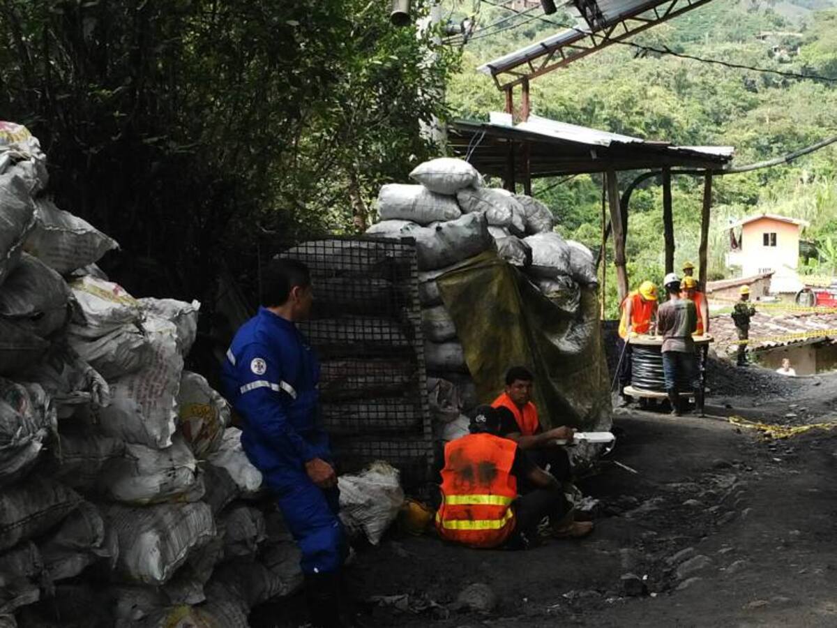 Mineros exigen alternativas para remplazar el mercurio en Antioquia