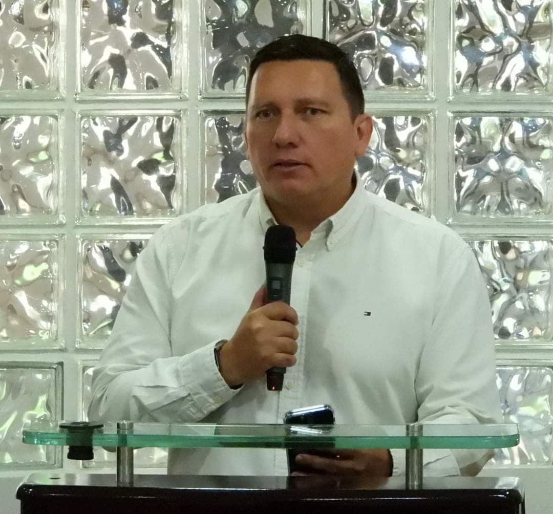 Secretario de Educación del Tolima Julián Fernando Gómez.