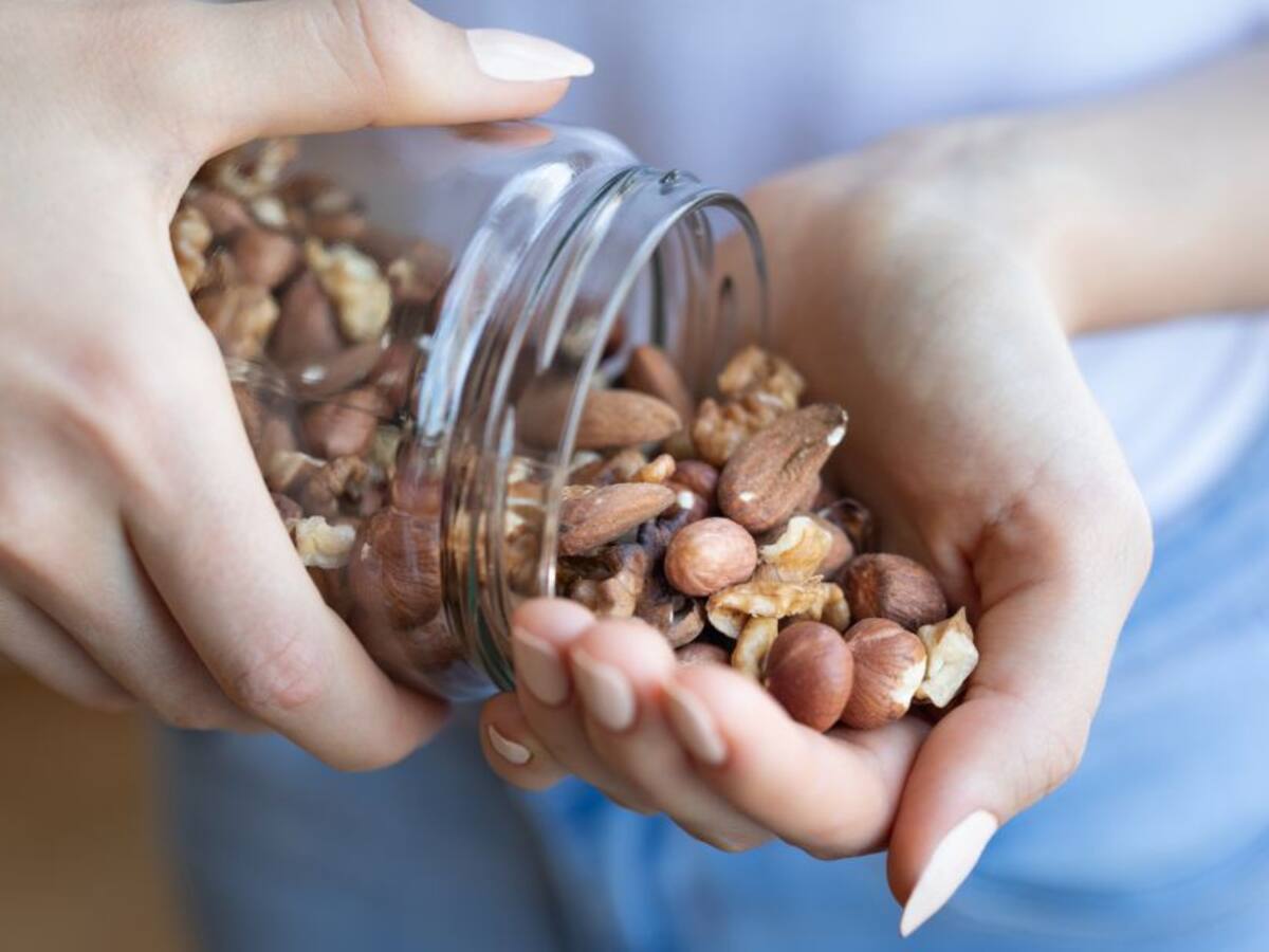 Comer nueces alarga la vida ¿Cuánto debe agregar a su dieta?