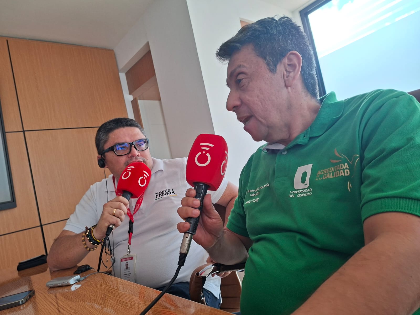 Rector de la Uniquindío en entrevista con Caracol Radio Armenia. Foto: Vanessa Porras