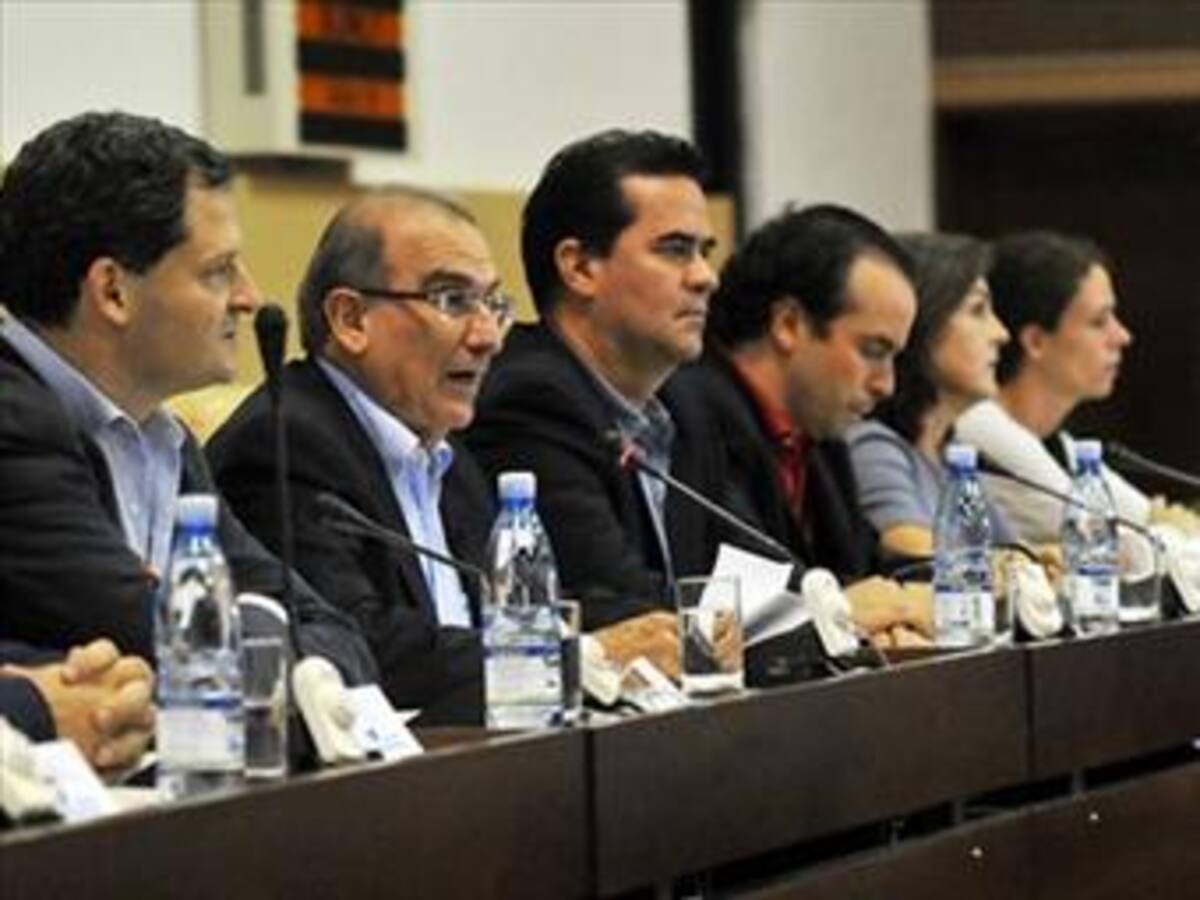 Delegación de Paz del Gobierno llega este martes a Cuba