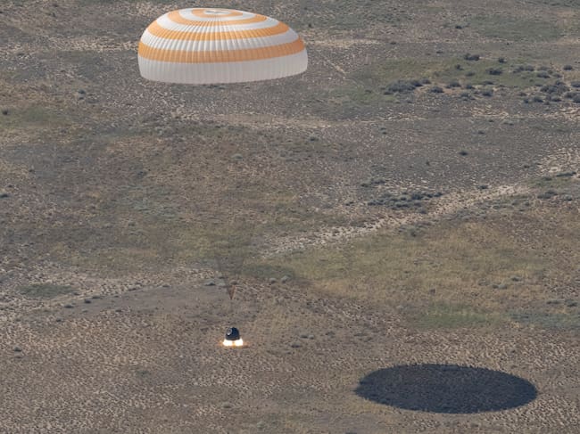Tres astronautas de la Estación Espacial Internacional regresaron a la Tierra tras 8 meses. Fotos: Getty Images.