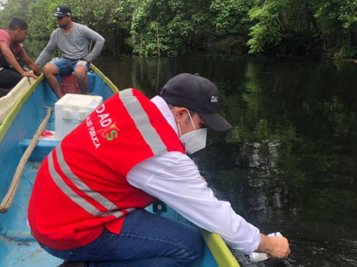 Dadis tomó muestras de agua cruda y tratada del acueducto de Cartagena
