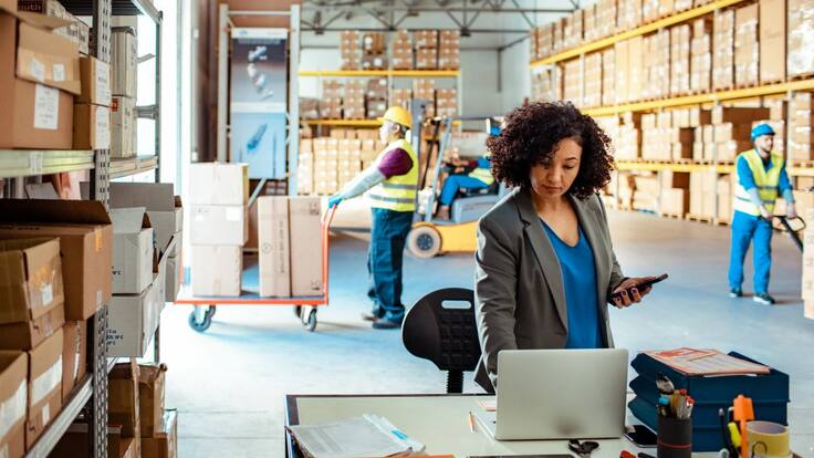 Trabajo sí hay: Se buscan auxiliares logísticos con experiencia